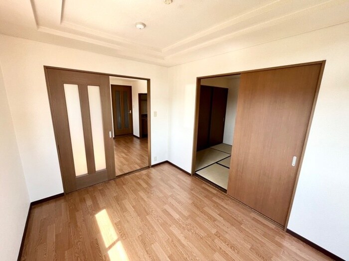 物件内観写真16　(居室)