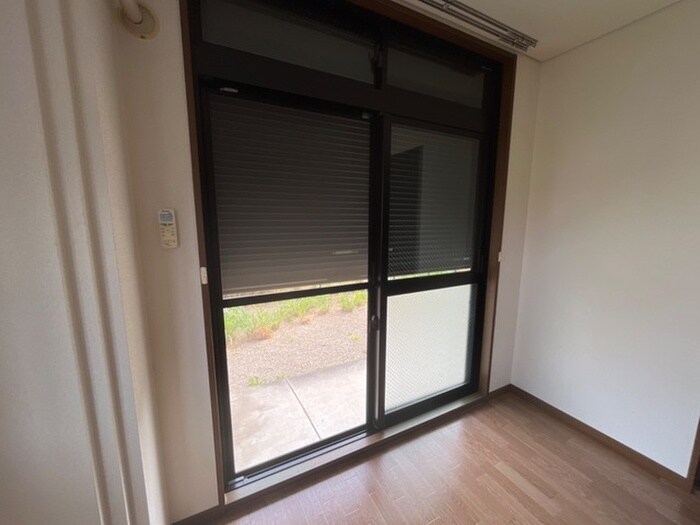 物件内観写真17　(居室)