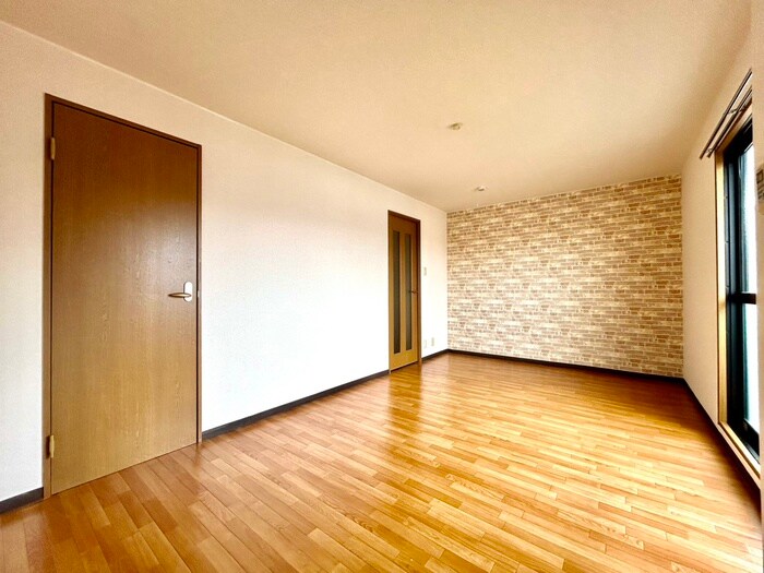 物件内観写真10　(居室)