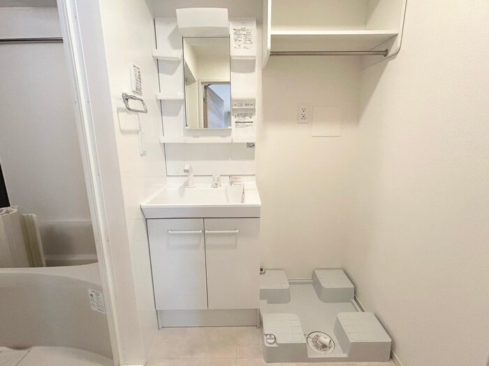 物件内観写真13　(洗面)