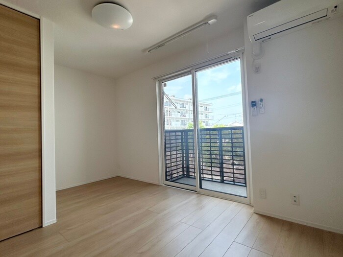 物件内観写真19　(居室)