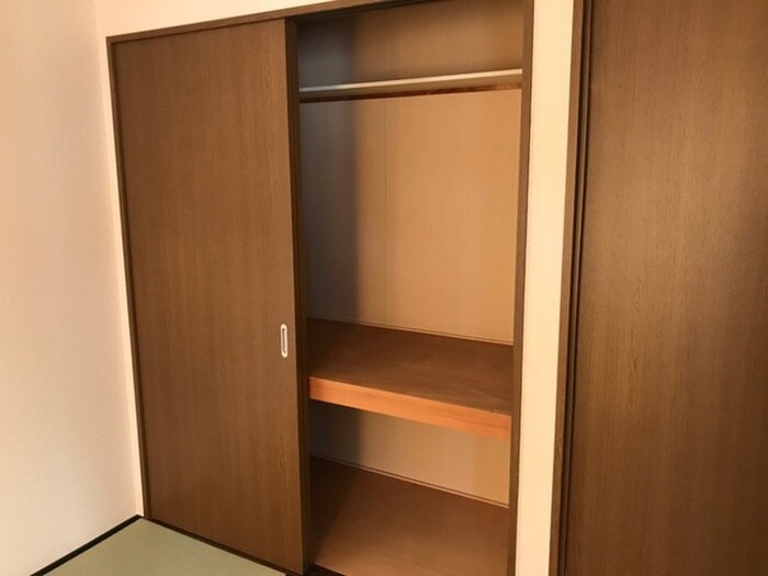 物件内観写真11　(収納)