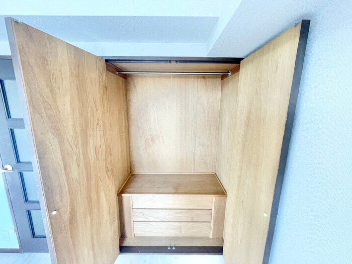 物件内観写真12　(収納)