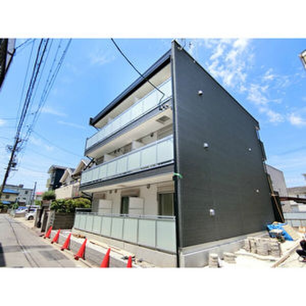 物件外観写真1　(外観写真)