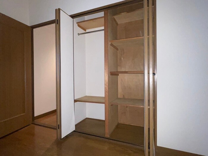 物件内観写真9　(収納)