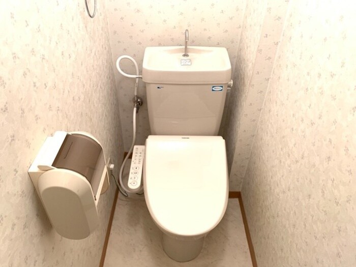 物件内観写真12　(トイレ)