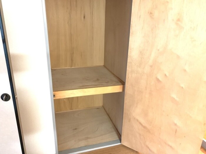物件内観写真17　(収納)