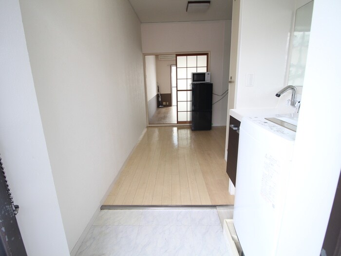 物件内観写真22　(玄関)