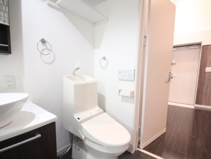 物件内観写真13　(トイレ)