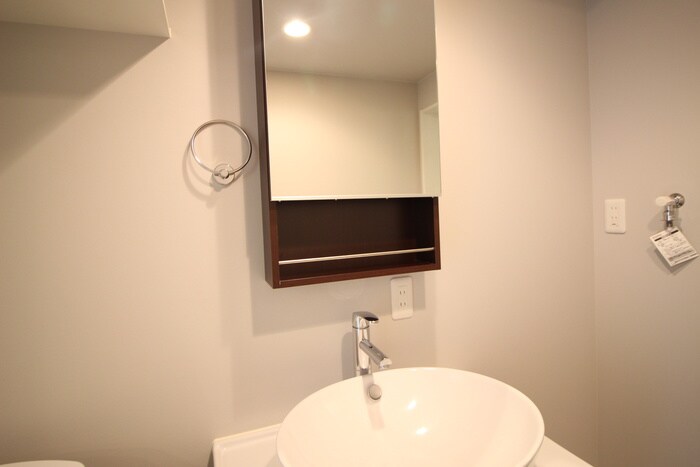 物件内観写真13　(洗面)