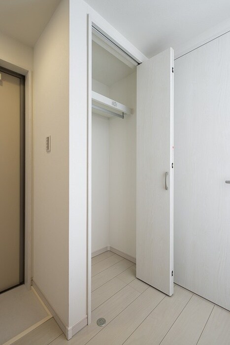 物件内観写真13　(収納)