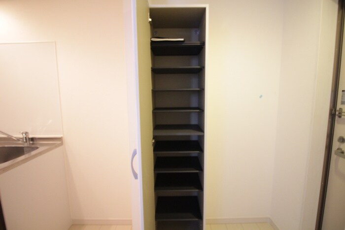 物件内観写真16　(靴箱)