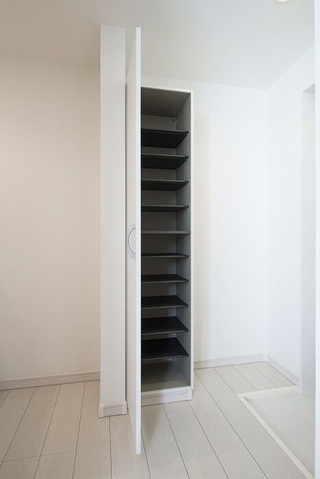 物件内観写真20　(靴箱)