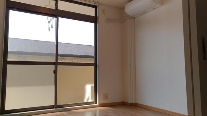 物件内観写真5　(居室)