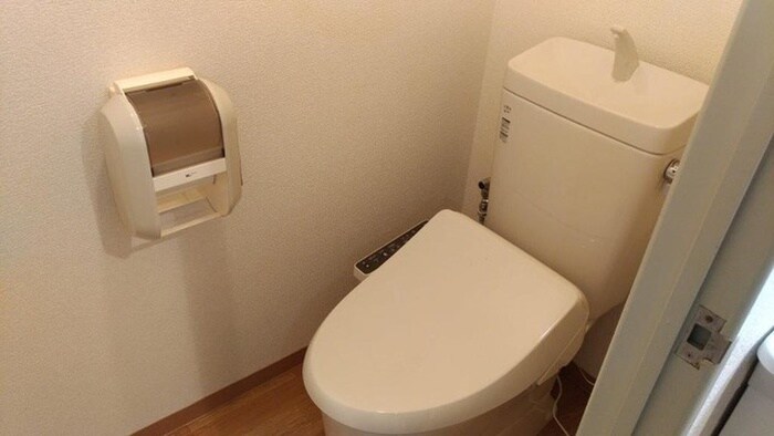 物件内観写真9　(トイレ)