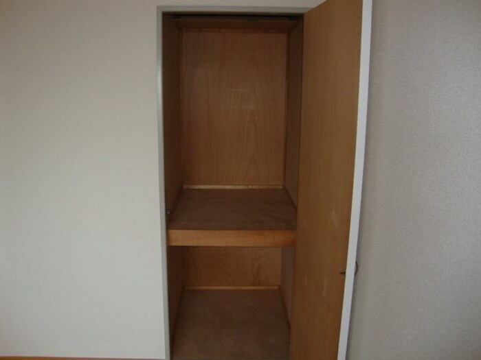 物件内観写真14　(収納)