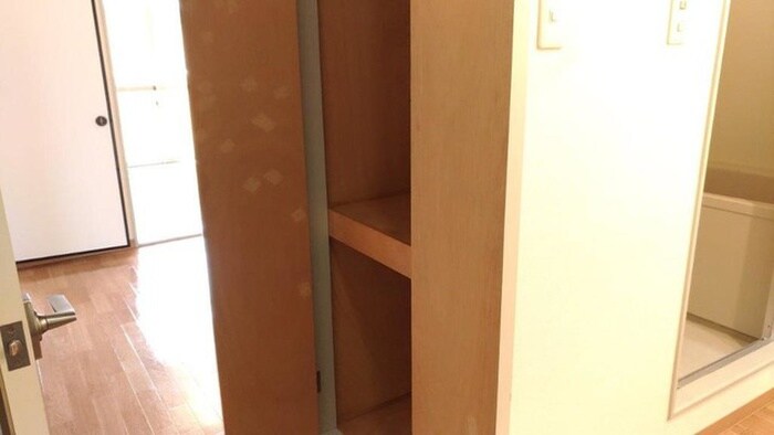 物件内観写真16　(収納)