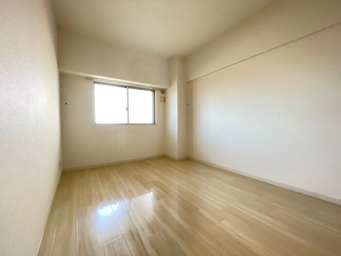 物件内観写真18　(居室)