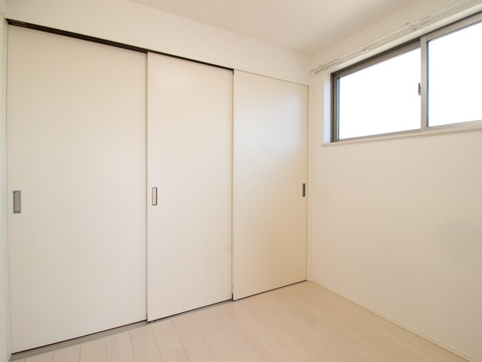 物件内観写真5　(居室)