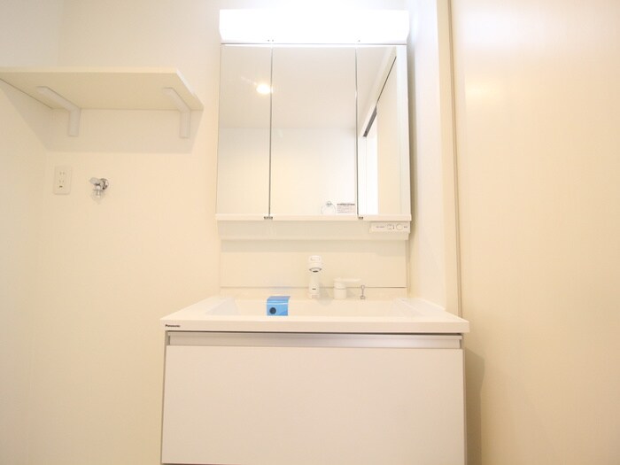 物件内観写真9　(洗面)