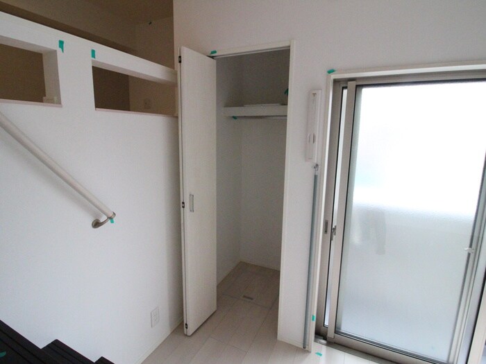 物件内観写真16　(収納)