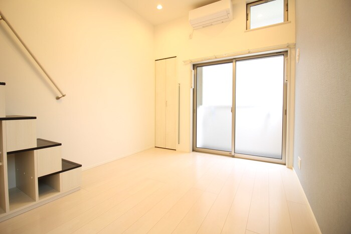 物件内観写真11　(居室)