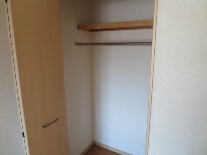 物件内観写真7　(収納)