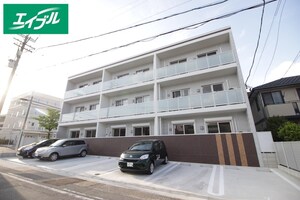 エミナンス汐路外観写真