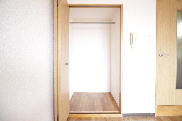 物件内観写真9　(収納)