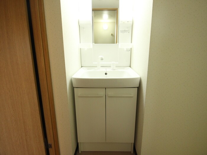 物件内観写真9　(洗面)