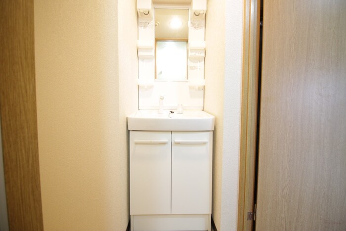 物件内観写真12　(洗面)