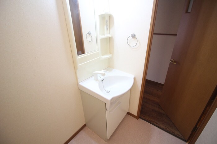 物件内観写真12　(洗面)