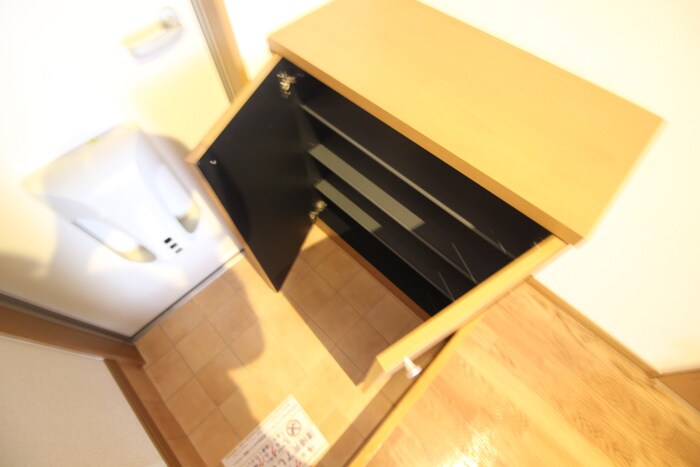 物件内観写真14　(靴箱)