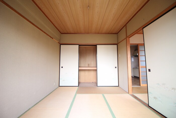 物件内観写真14　(居室)