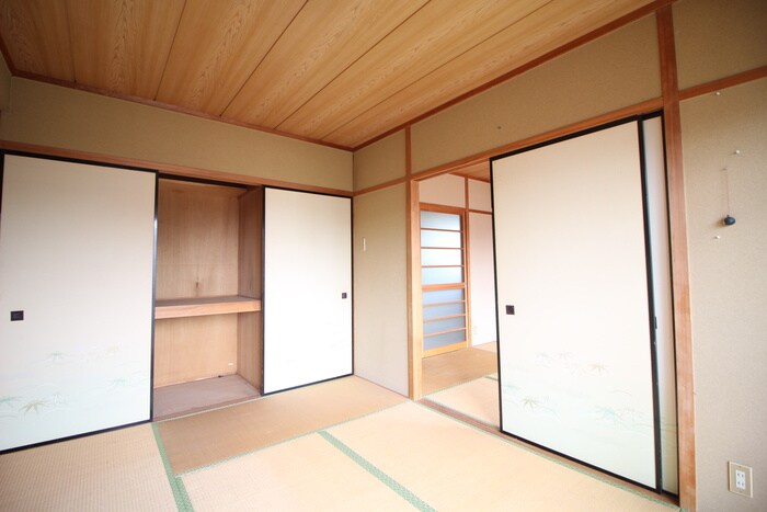 物件内観写真15　(居室)