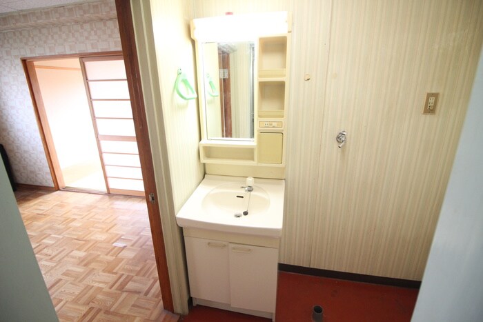 物件内観写真18　(洗面)