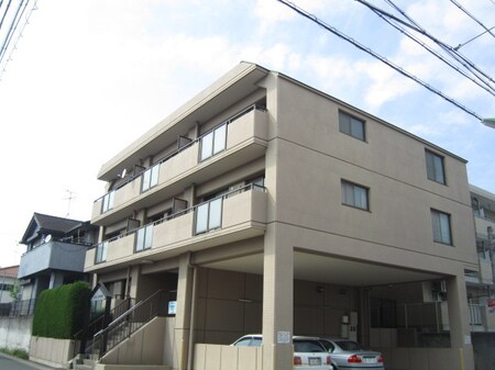 ビルド植田山外観写真