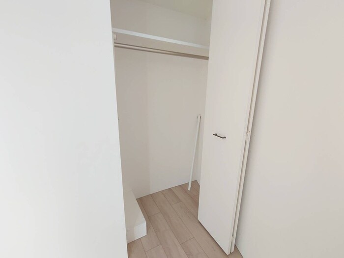 物件内観写真12　(収納)