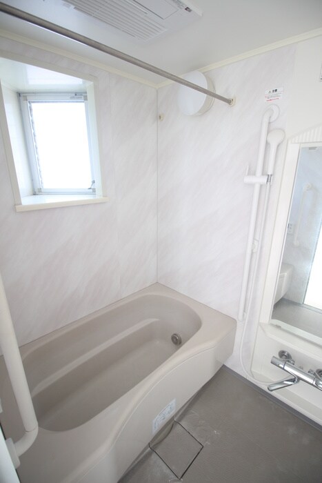 物件内観写真9　(バス／シャワールーム等)