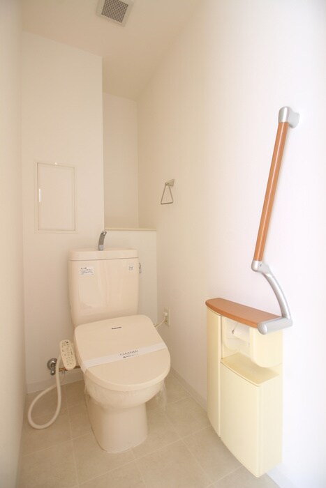 物件内観写真10　(トイレ)