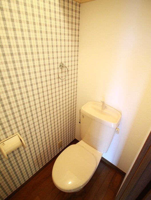 物件内観写真13　(トイレ)