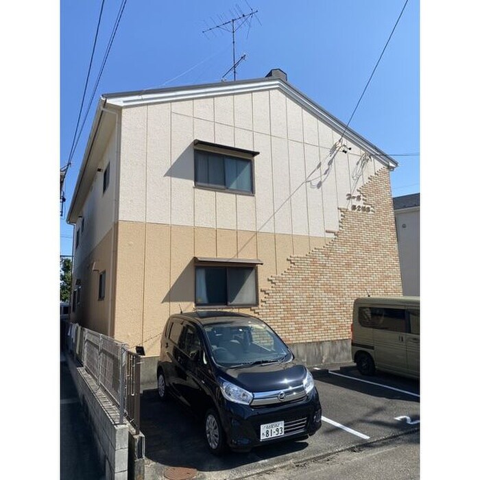 物件外観写真2　(外観写真)