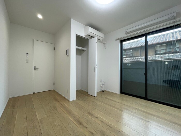 物件内観写真8　(居室)