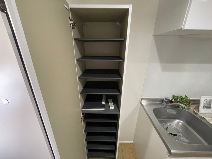 物件内観写真18　(靴箱)