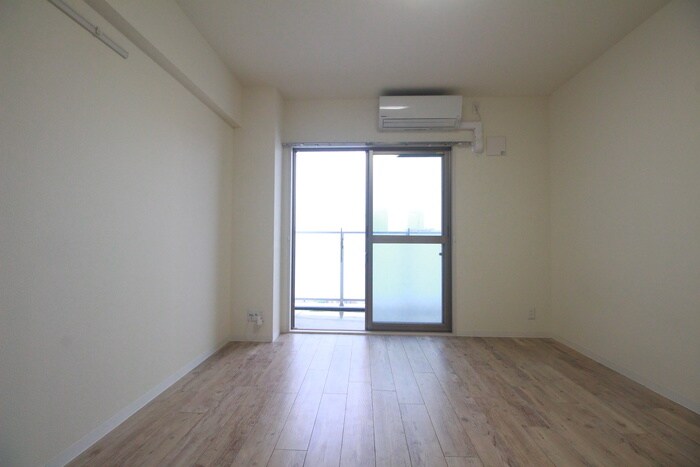 物件内観写真12　(居室)