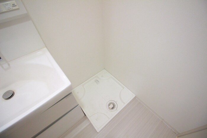 物件内観写真17　(洗濯機置場)