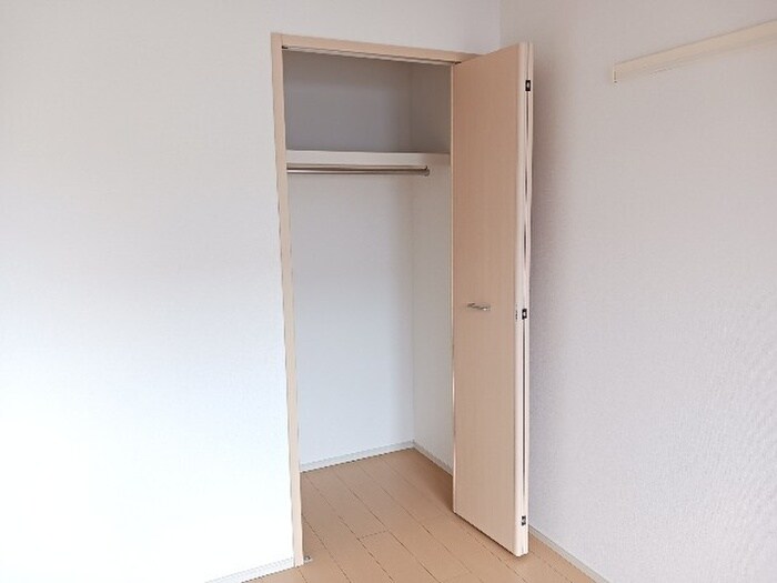 物件内観写真8　(収納)