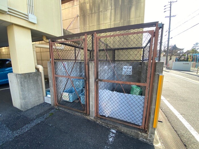 物件外観写真5　(外観写真)