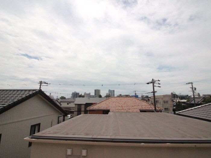 物件内観写真15　(室内からの展望)