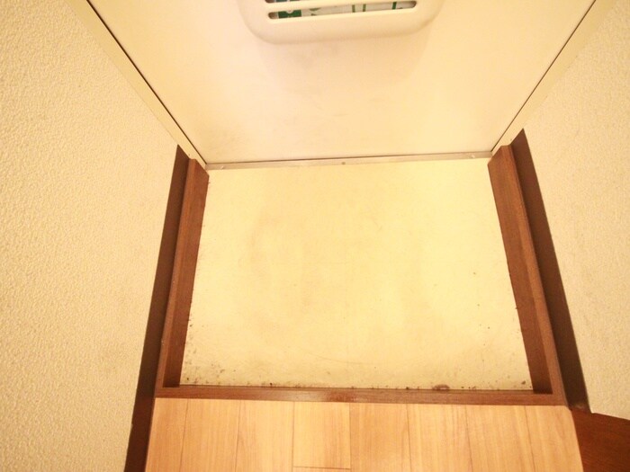 物件内観写真22　(玄関)